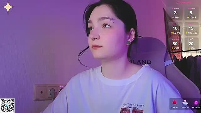 Luna_Moon13 live cam