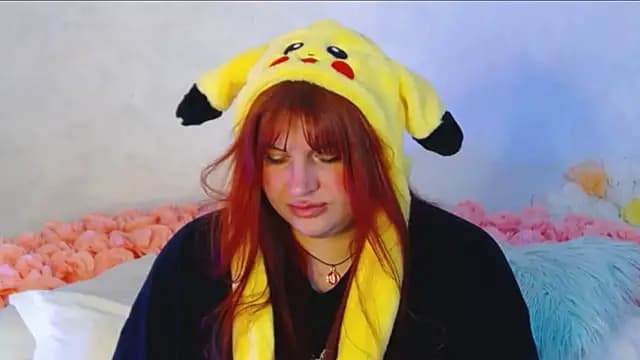 BelladonnaRed live cam