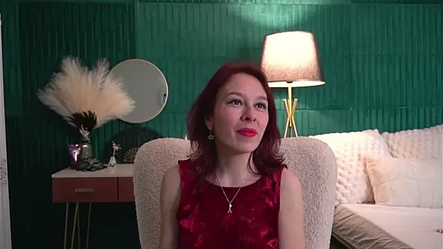 HaileyMoonn live cam