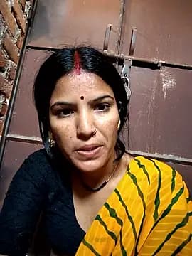 Riya_jaan12 live cam