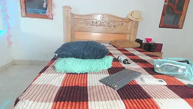 bratz_glloe live cam