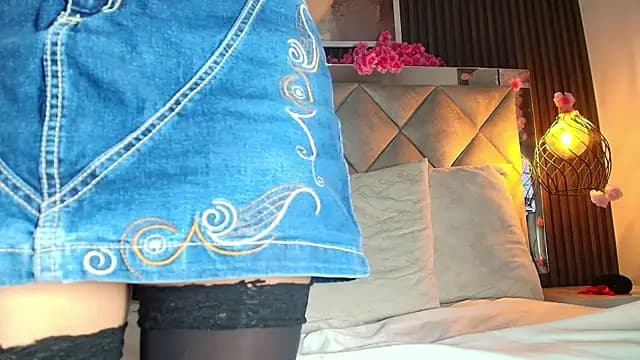 Real_virgin_Pussy live cam