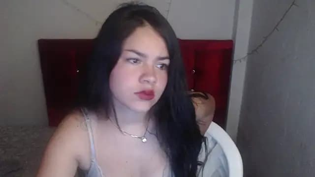 Loriiiany live cam