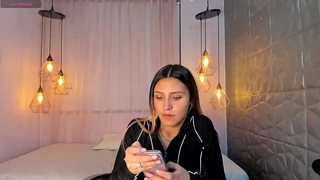 Magic_zahara live cam