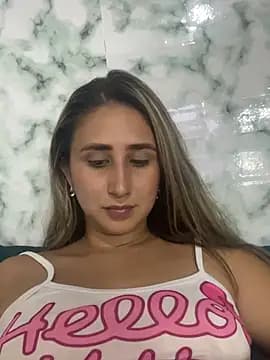 VictoriaWhitmore live cam