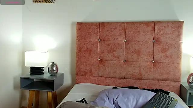 Kendy_Lians live cam