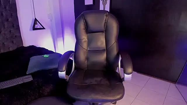 im_ralff live cam on Stripchat