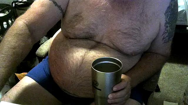 viejo_oso live cam on Stripchat