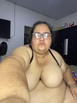 marianacooper12 live cam on Stripchat