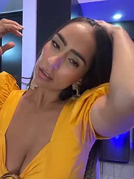 Mau_White live cam on Stripchat