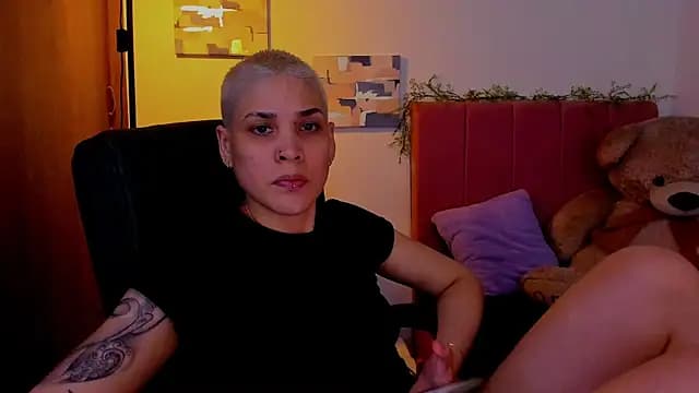 Charlee_pink live cam