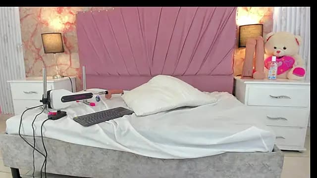 Wonderkloe_ live cam