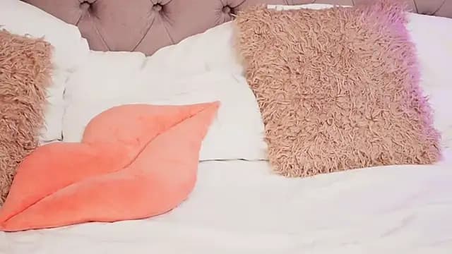 JenniferLovve live cam