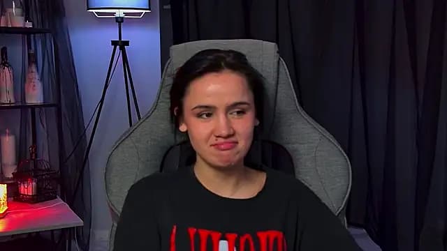 MonicaFarmer live cam