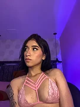 alahia_pink live cam
