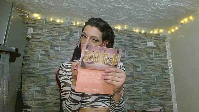 alurba666 live cam on Stripchat