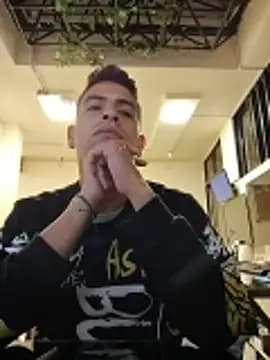 Juann-cock live cam on Stripchat