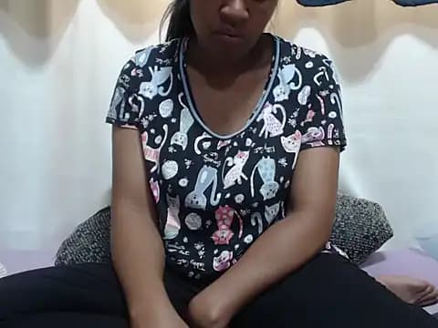 Linda_sexy live cam on Stripchat