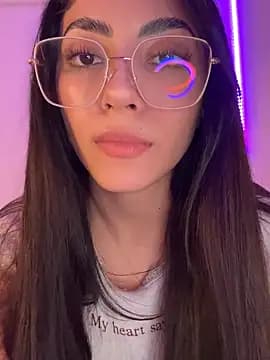 zarafoxy live cam on Stripchat