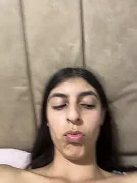 cristel_17 live cam on Stripchat