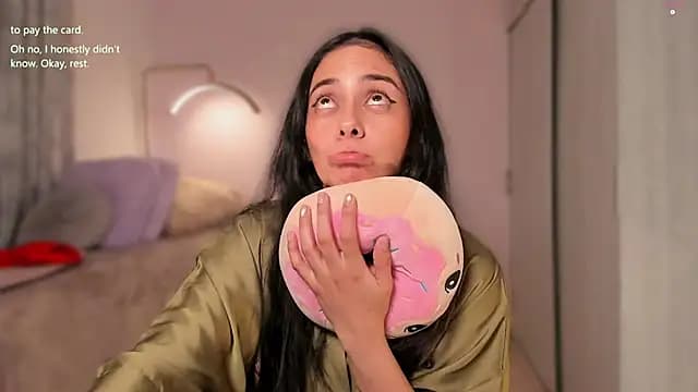 MiissCanela live cam on Stripchat