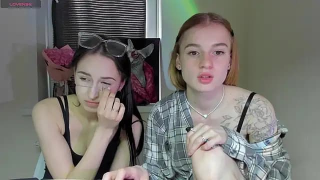 Stacey_Brow live cam