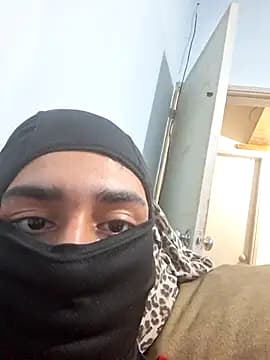 Frankito56 live cam on Stripchat