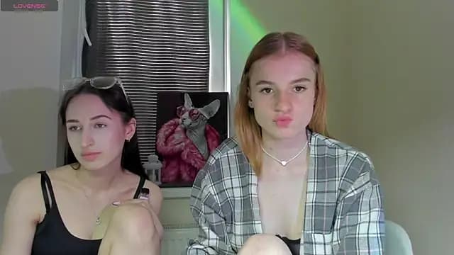 Stacey_Brow live cam