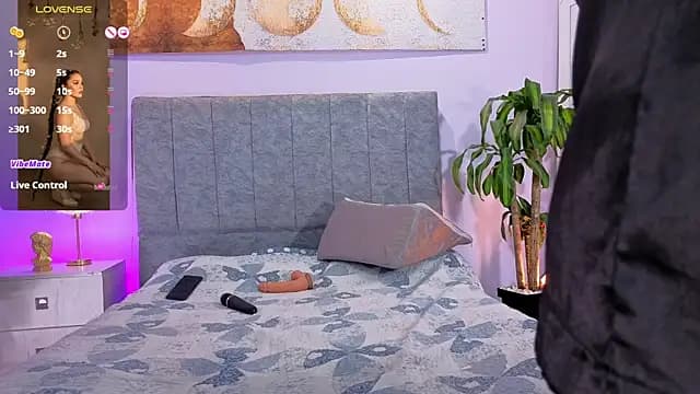 Lana_stone_ live cam