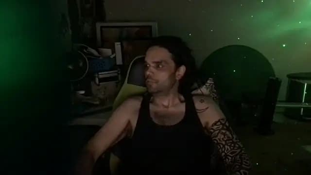 KungFuPanda001 live cam on Stripchat