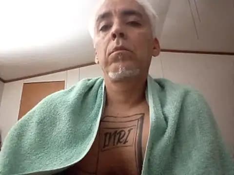 Xoc8_ live cam on Stripchat