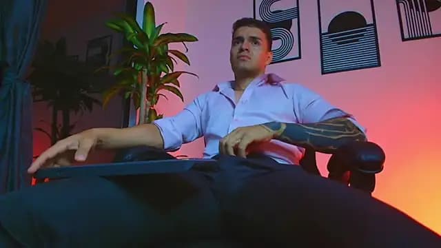 ALPHA_DOMINUS_ live cam