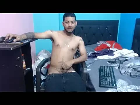 millerthh live cam on Stripchat