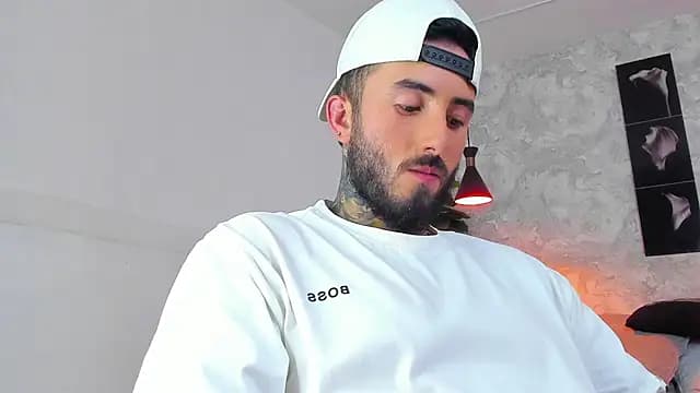 martin_foster_ live cam on Stripchat