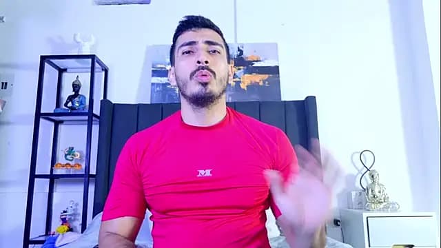 muscle_ares live cam