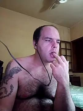 Jovissoares7ye live cam on Stripchat