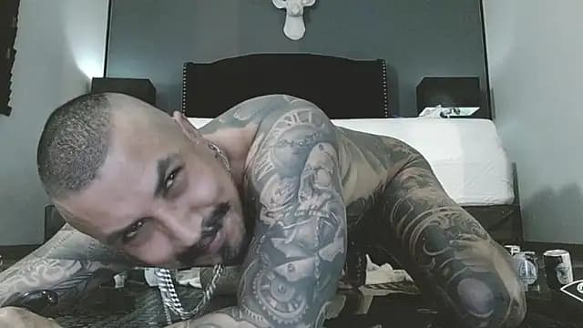 danilog515 live cam on Stripchat