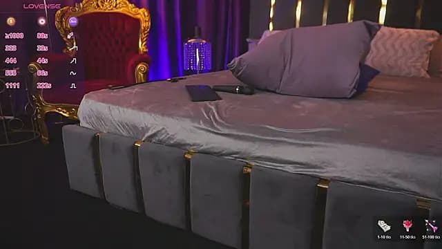 EmpressDesires live cam on Stripchat