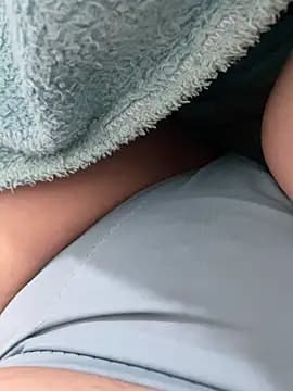 teubrinquedinho live cam on Stripchat