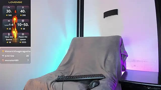 _Macadamiia_ live cam on Stripchat