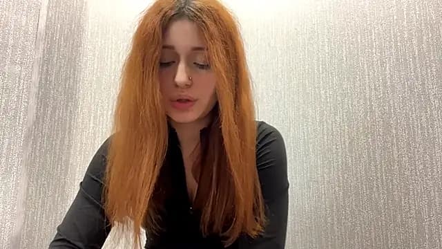 AnalisaPfliger live cam on Stripchat