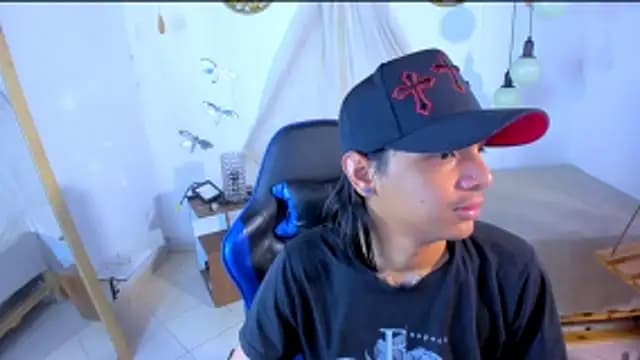 Brand_habes live cam on Stripchat