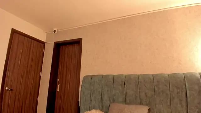 Aleera_Walton live cam