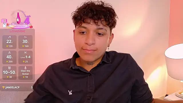 DominickJoness live cam