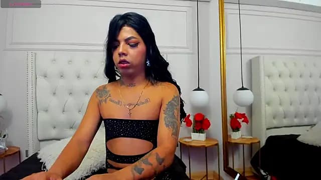 MiiaRestrepo live cam