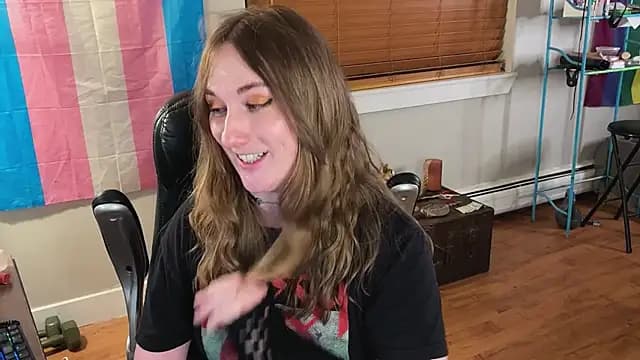 luluvaladon live cam