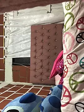 Rachellcooperrr live cam