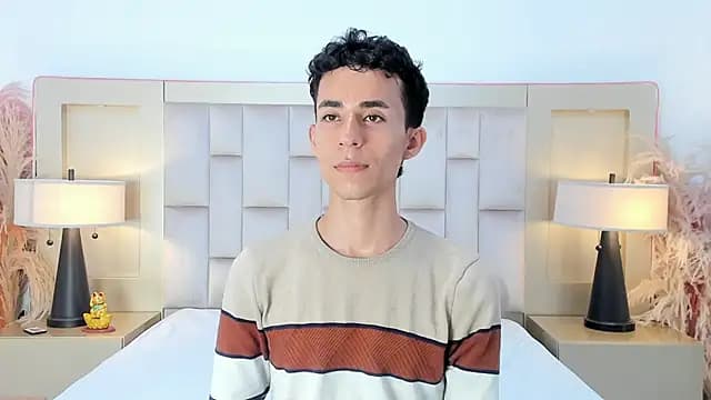 Zahir_Ashar live cam