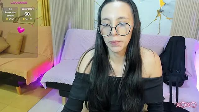 Athenaa_tay live cam