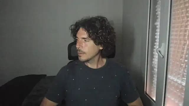 joaquin420_hot live cam